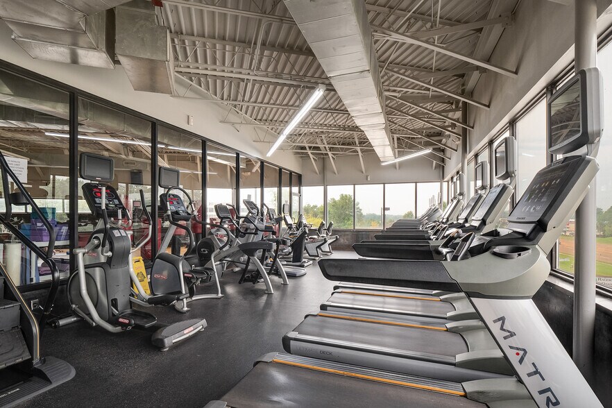 More Photos Of 3634 Austin Peay Hwy, Memphis Medical For Lease