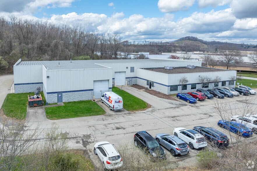 More Photos Of 401 Paintersville Rd, Hunker Warehouse For Sale