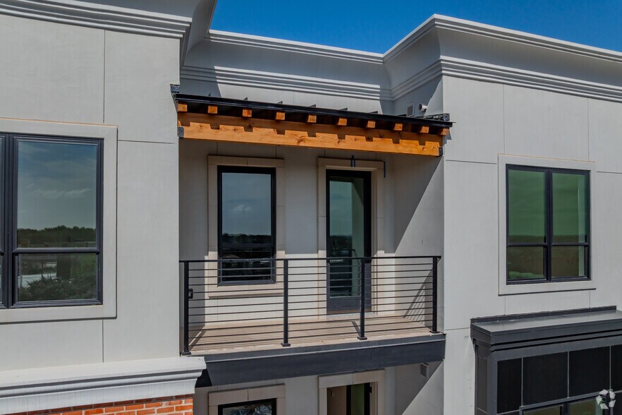 More Photos Of 10899 S Hausman Rd, San Antonio Apartments For Sale
