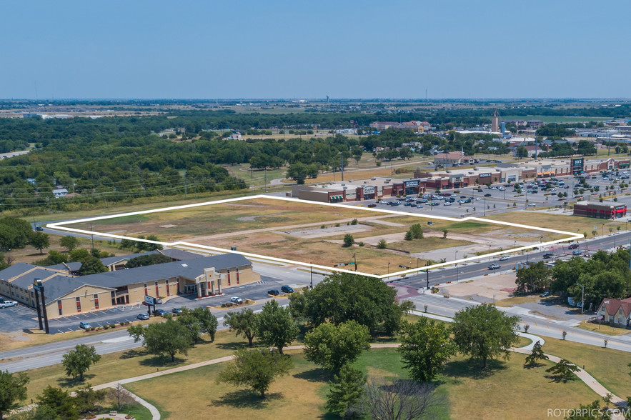 Primary Photo Of NW 2nd St @ NW Ferris Avenue, Lawton Land For Sale