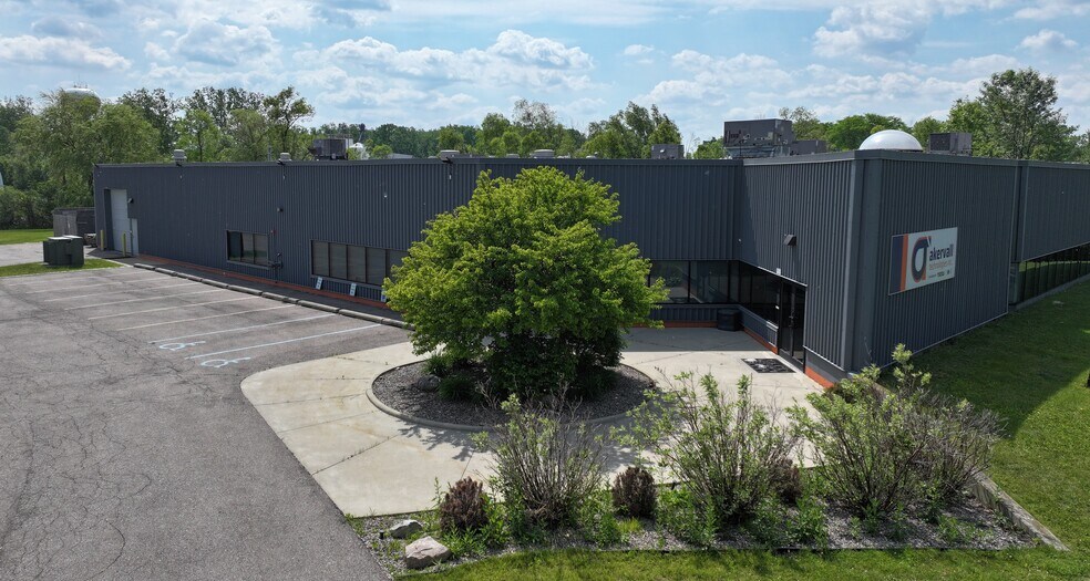 More Photos Of 1512 Woodland Dr, Saline Warehouse For Sale