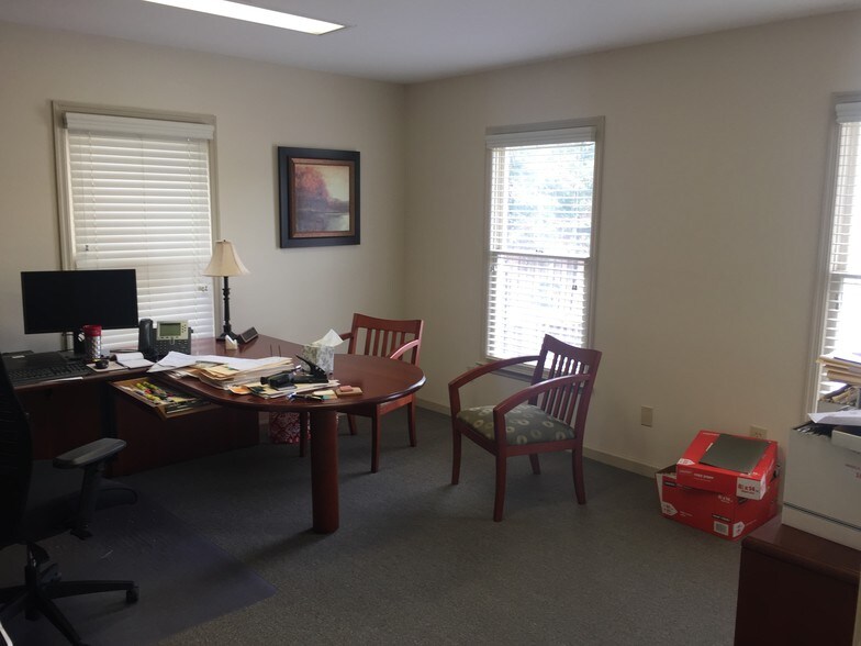 More Photos Of 149 Davis Rd, Augusta Office For Lease