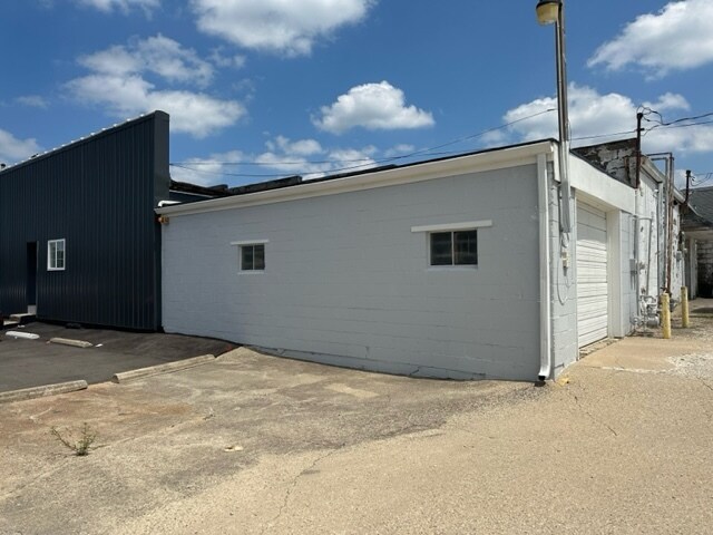 Primary Photo Of 1609 Broad St, New Castle Loft Creative Space For Lease