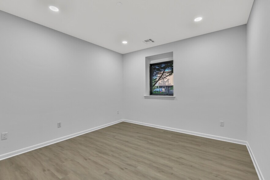 More Photos Of 253 Mantoloking Rd, Brick Apartments For Sale