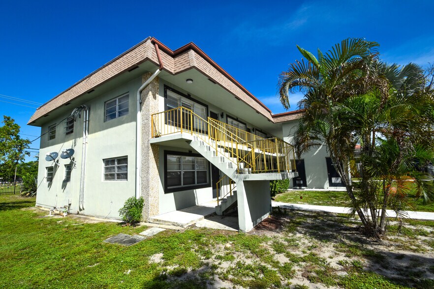 More Photos Of 2255 SE 5th St, Pompano Beach Apartments For Sale