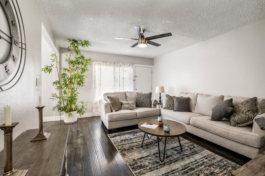 More Photos Of 14715-14719 Chadron Ave, Gardena Apartments For Sale