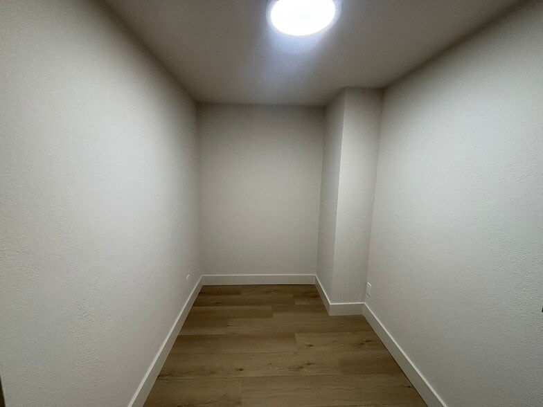 More Photos Of 1020 Willow St, San Jose Office Residential For Lease