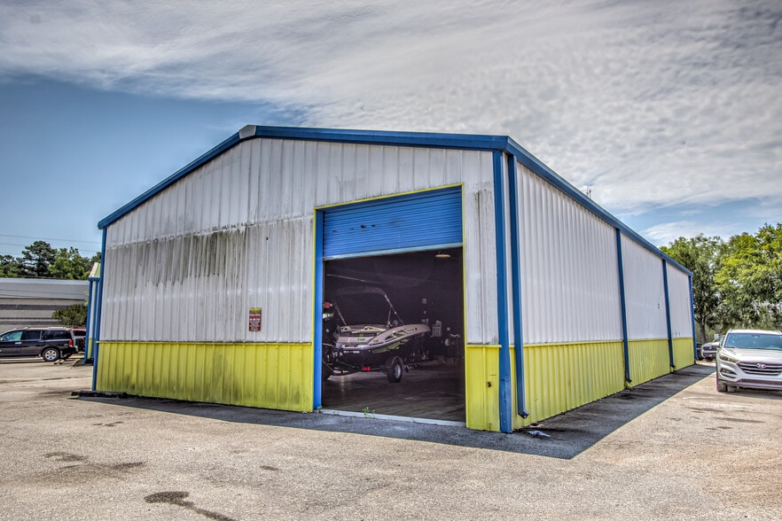 More Photos Of 3002 River Watch Ln, Augusta Flex For Sale