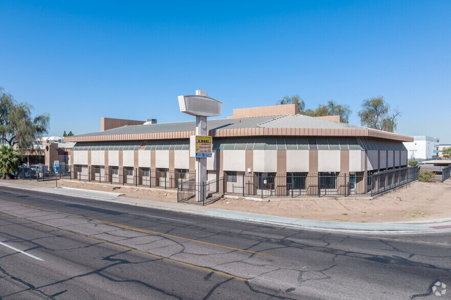 Primary Photo Of 4636 N 43rd Ave, Phoenix Manufacturing For Lease