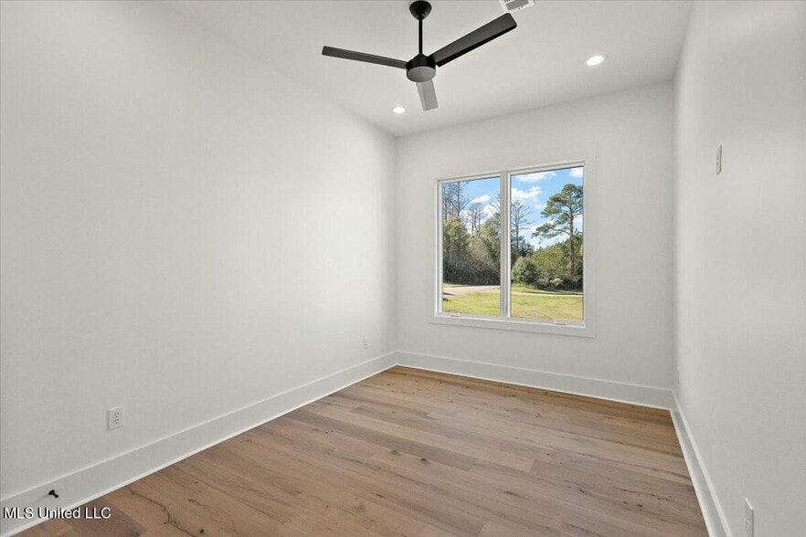 More Photos Of 253 N Natchez Dr, Madison Apartments For Sale