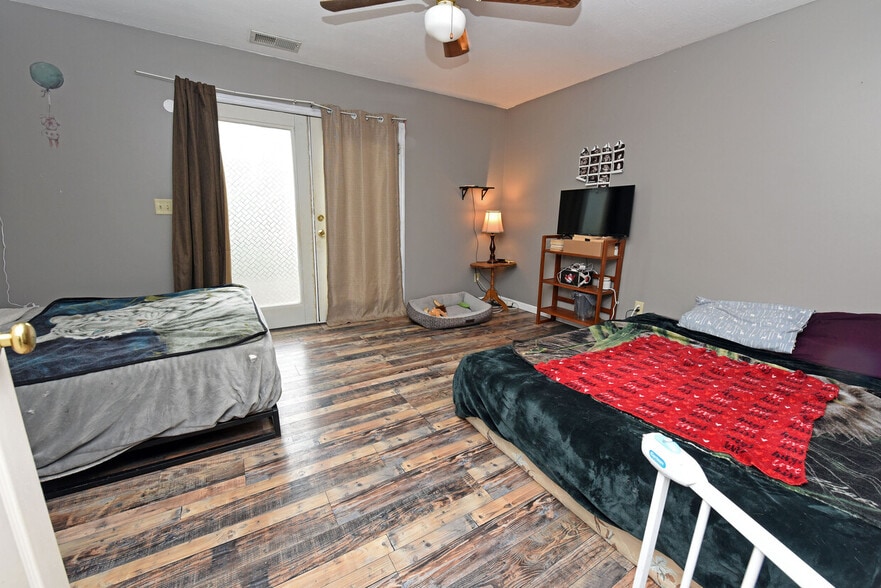 More Photos Of 10 Deer Crossing Trl, Blairsville Office For Lease