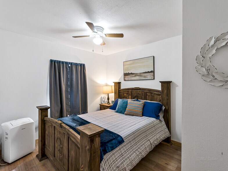 More Photos Of 11201 County Road 203, Plantersville Specialty For Sale