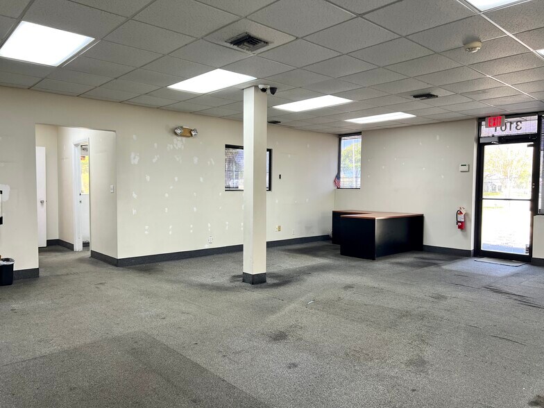 More Photos Of 3101 N Federal Hwy, Pompano Beach Freestanding For Sale