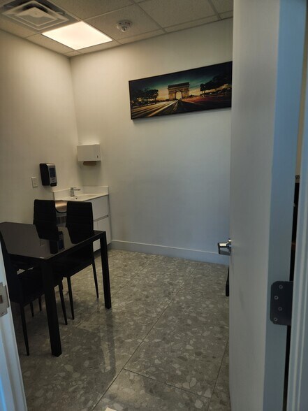 More Photos Of 2820 NE 214th St, Aventura Loft Creative Space For Sale