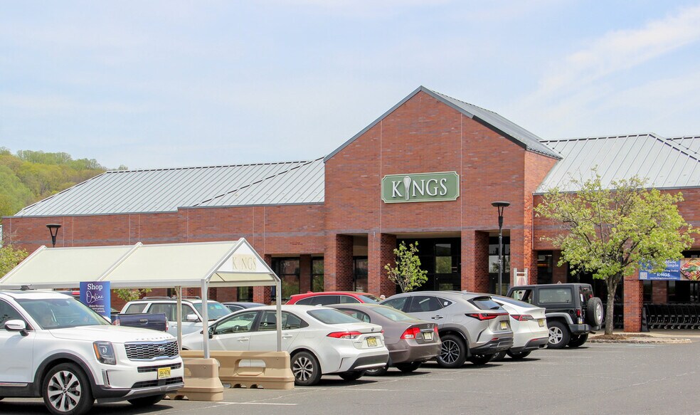 More Photos Of 400-470 US Highway 202/206 Dr, Bedminster Unknown For Lease