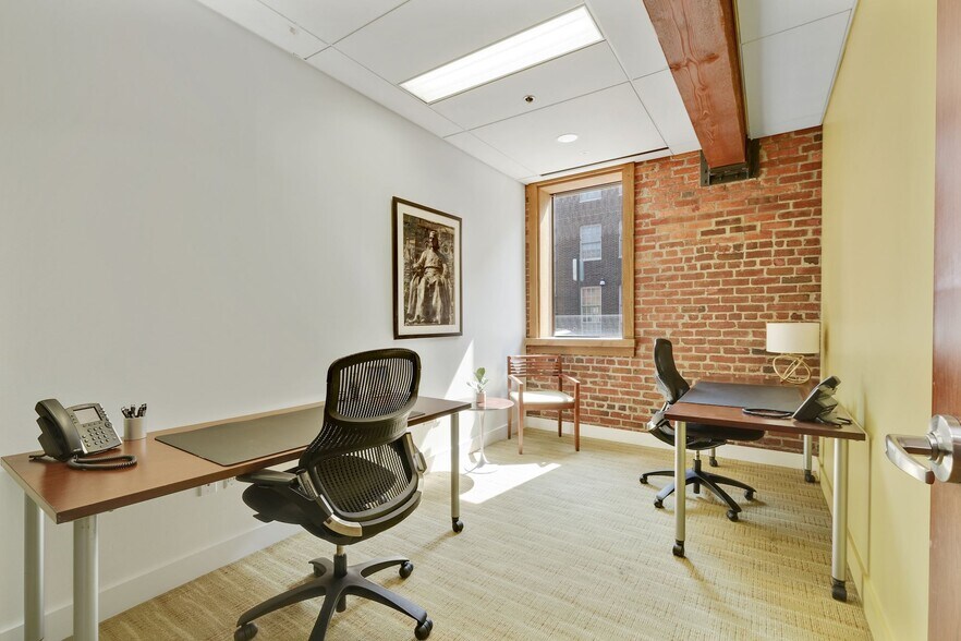 More Photos Of 1050 30th St NW, Washington Office For Lease
