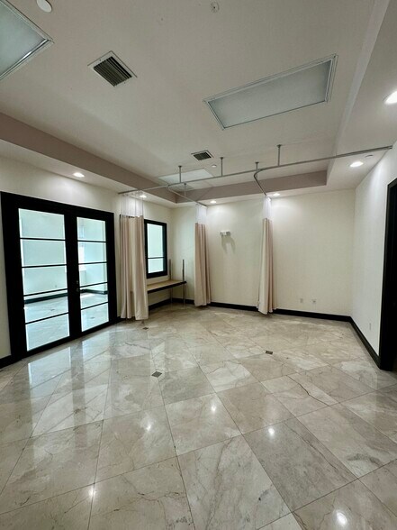 More Photos Of 8501 SW 124th Ave, Miami Medical For Lease