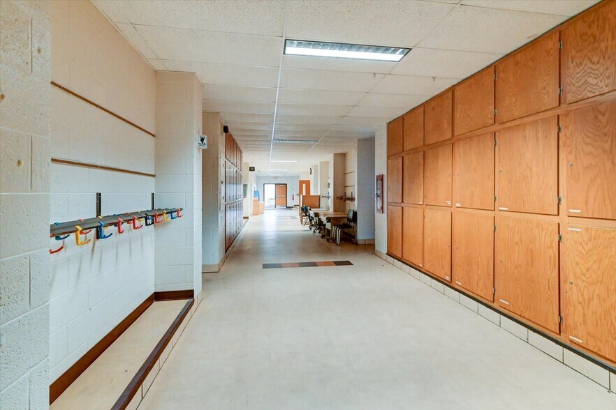 More Photos Of 520 E Holum St, Deforest Schools For Sale