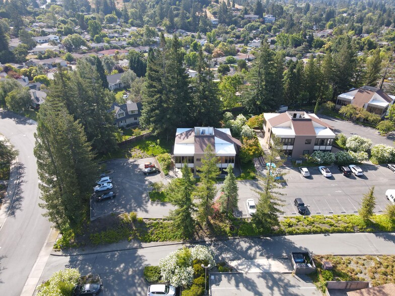 More Photos Of 1030 Country Club Dr, Moraga Medical For Lease