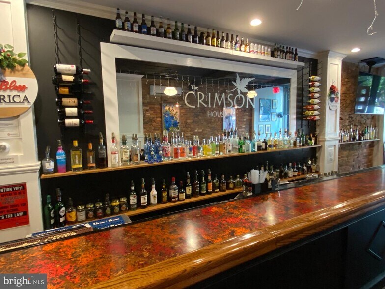 More Photos Of 114-118 N Centre St, Pottsville Bar For Sale