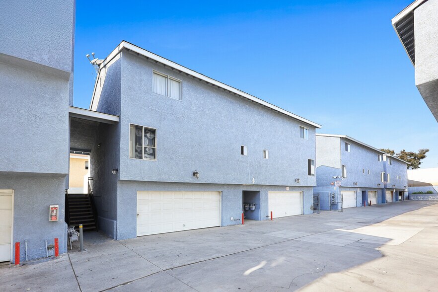 More Photos Of 862-892 W Mines Ave, Montebello Apartments For Sale