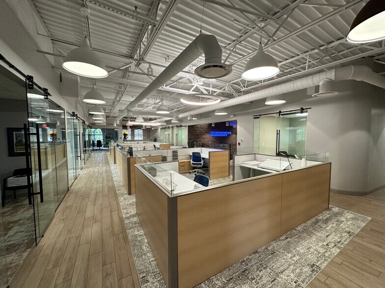 More Photos Of 1925 Prospect Ave, Orlando Office For Lease
