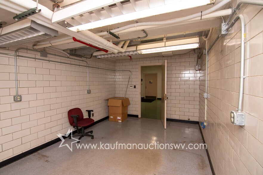 More Photos Of 100 Bluestone Rd, Mount Hope Research And Development For Sale
