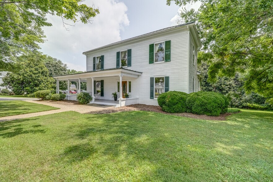 More Photos Of 13126 W James Anderson Hwy, Buckingham Office For Sale