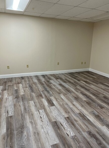 More Photos Of 76 Summer St, Fitchburg Medical For Lease