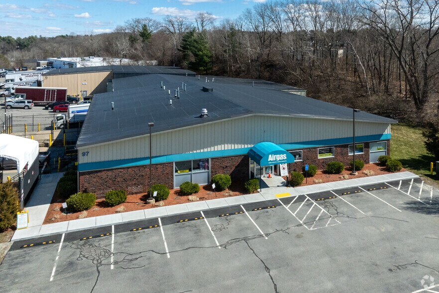 Primary Photo Of 97 Bancroft St, Auburn Distribution For Lease