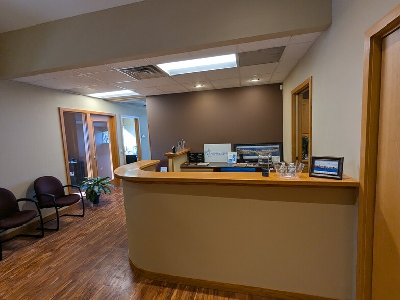 More Photos Of 4706 Cottage Grove Rd, Madison Medical For Lease