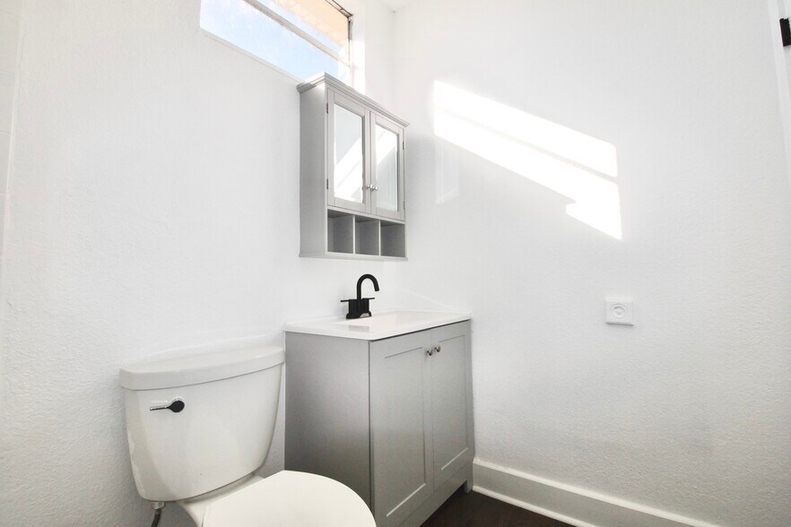 More Photos Of 610 Dundee Rd, Dundee Apartments For Sale