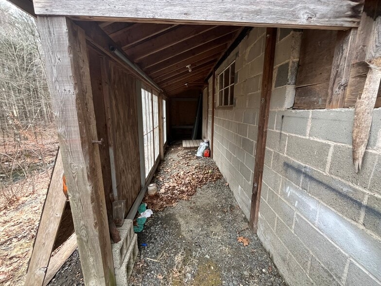 More Photos Of 439 Washington Rd, Woodbury Office For Sale