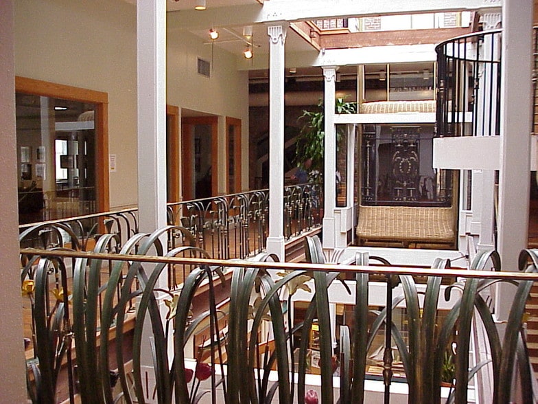 More Photos Of 2215 Strand St, Galveston Unknown For Lease