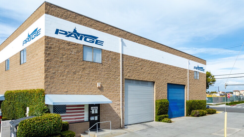 More Photos Of 2050 Wilson Ave, National City Manufacturing For Lease