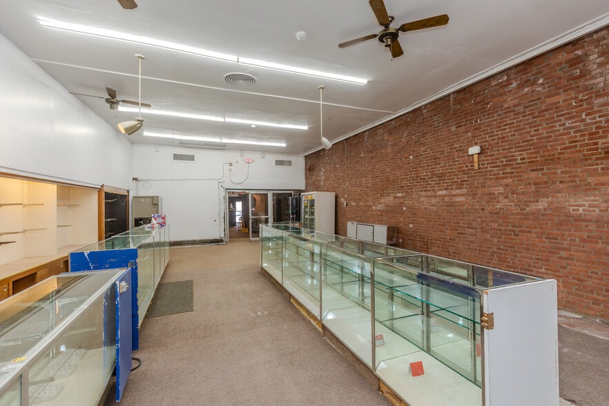 More Photos Of 1243 Main St, West Warwick General Retail For Sale