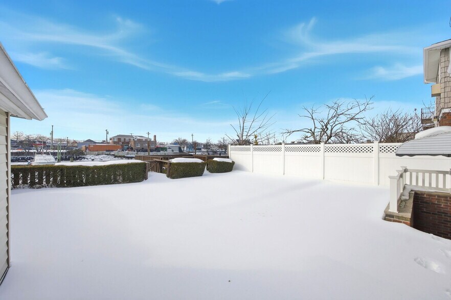 More Photos Of 158-10 95th St, Howard Beach Multifamily For Sale