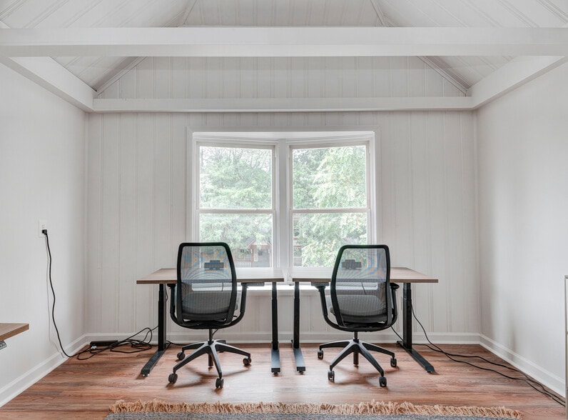 More Photos Of 6543 Ferguson St, Indianapolis Office Residential For Lease