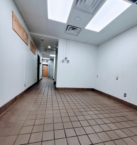 More Photos Of 4313 NW Cache Rd, Lawton Convenience Store For Lease