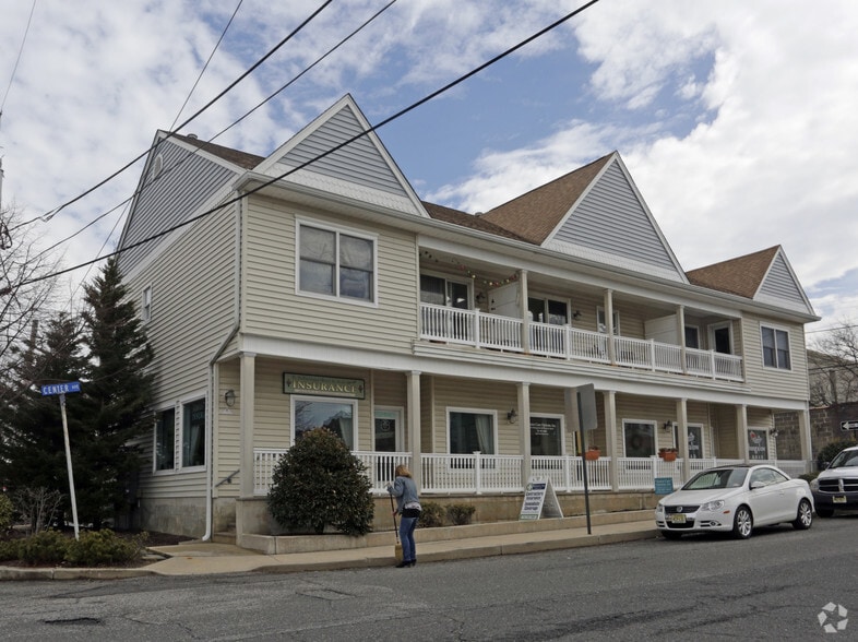 More Photos Of 20 Center Ave, Atlantic Highlands Office Residential For Lease