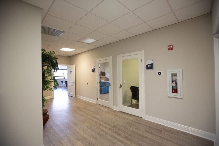 More Photos Of 1100 S Federal Hwy, Deerfield Beach Medical For Lease