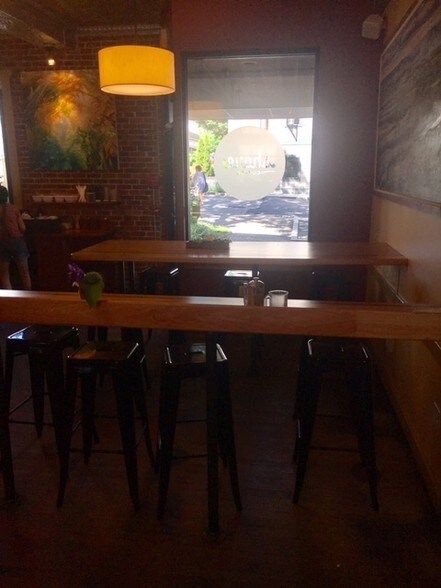 More Photos Of 17 Kellogg Ave, Amherst Storefront Retail Office For Lease