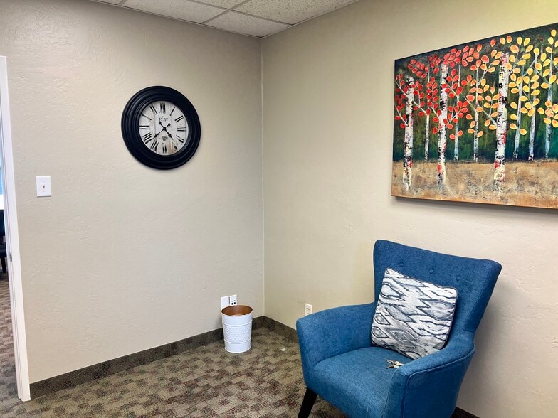 More Photos Of 8102 E McDowell Rd, Scottsdale Medical For Lease