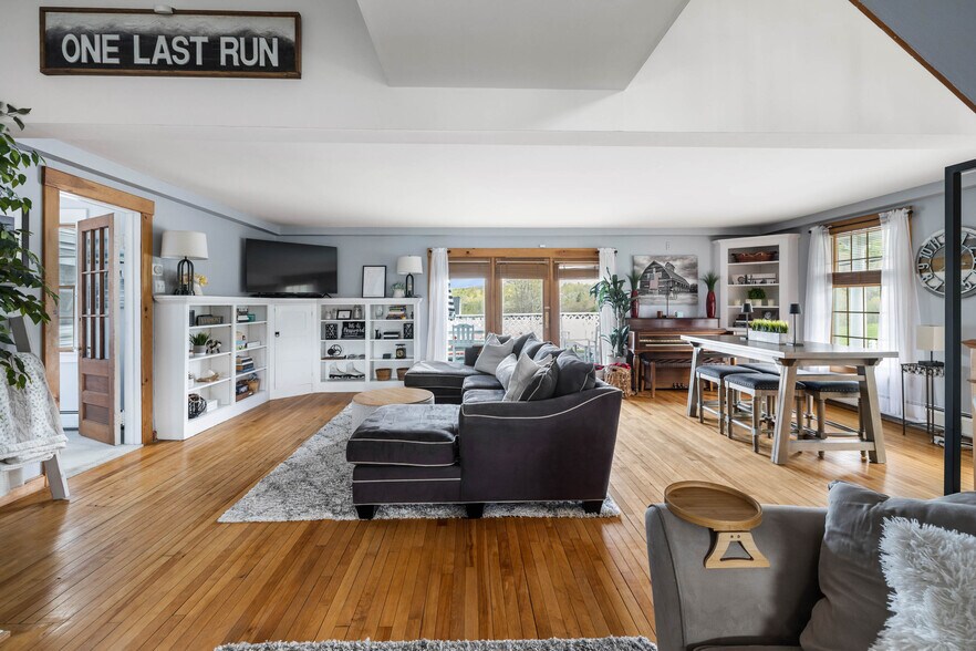 More Photos Of 193 Route 9 W, Wilmington Specialty For Sale