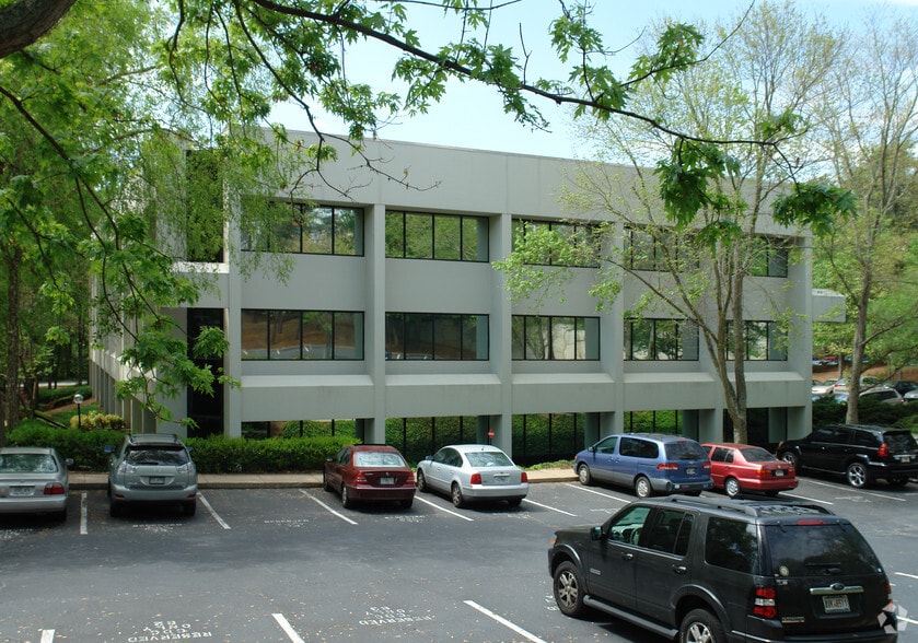 More Photos Of 2858 Woodcock Blvd, Atlanta Office For Sale