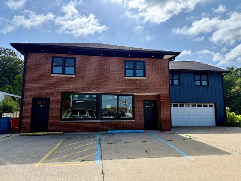 Primary Photo Of 14445 Morse St, Cedar Lake Specialty For Lease