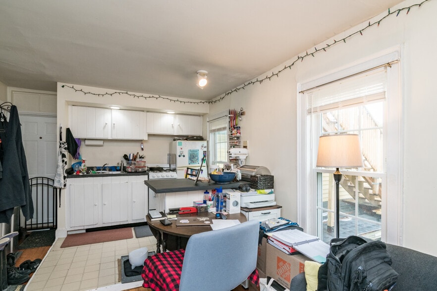 More Photos Of 81 Bridge St, Northampton Multifamily For Sale