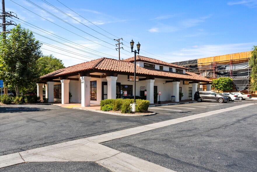 More Photos Of 30313-30317 Canwood St, Agoura Hills Unknown For Lease