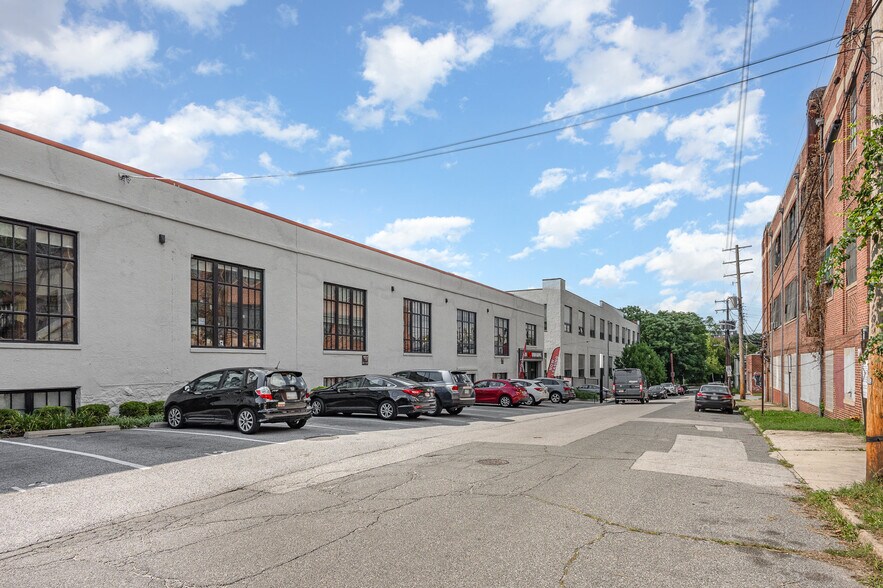 More Photos Of 3110 Elm Ave, Baltimore Warehouse For Sale