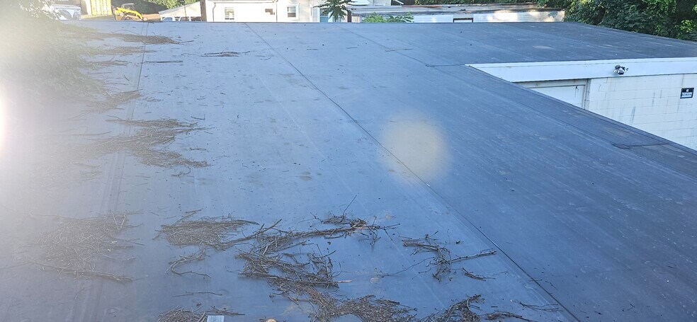 More Photos Of 9 E 44th St, Wilmington Office Residential For Sale